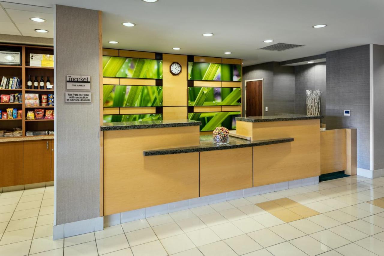 Springhill Suites By Marriott Медфорд Экстерьер фото